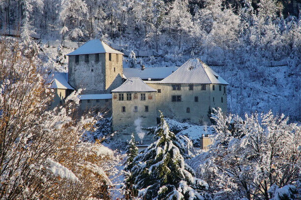 Winter in der Burg, eine Familienführung